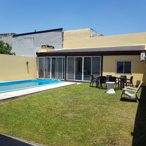 Imagen 12 de 19 de Casa En Venta Con Parque Y Pileta, 3 Ambientes En Bella Vista