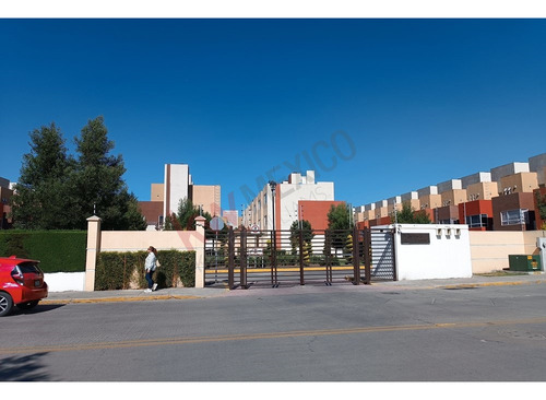 ¡descubre Tu Nuevo Hogar! Casa Moderna De 3 Recámaras, 3 Baños Y Estacionamiento Para 2 Autos...