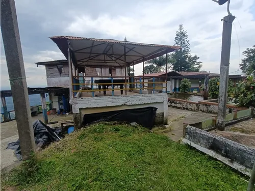 Se Vende Finca Chalet En Calarcá - Quindío