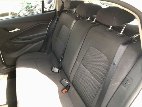 Chevrolet Onix HEV/ 10MT LT2