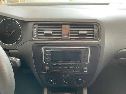 Imagen 9 de 14 de Volkswagen Jetta 2018 2.0 Tiptronic At