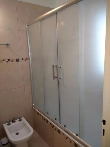 Imagen 4 de 10 de Mampara Baño Esmerilado Bañera 140 X 150 4 Hojas 6 Mm