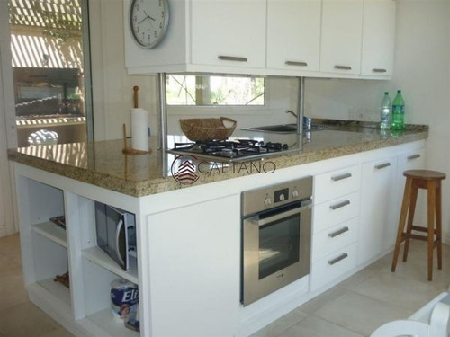Imagen 10 de 21 de Hermosa Casa De Dos Plantas Con Piscina! - La Barra Laguna Blanca