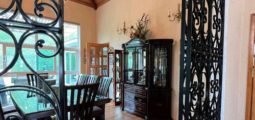 Venta De Casa En Fraccionamiento San Carlos En Metepec