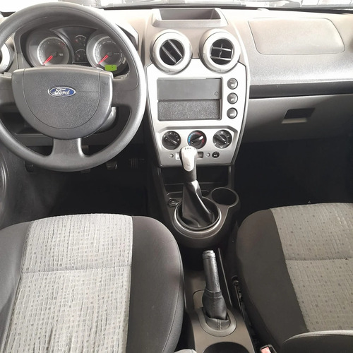 Ford Fiesta 1.6 MPI SEDAN 8V FLEX 4P MANUAL