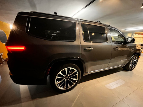 Jeep Wagoneer 2023