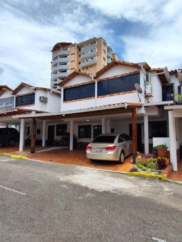 Conjunto Residencial El Portal De Las Acacias.