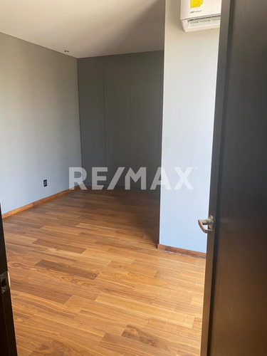 Imagen 8 de 10 de Casa En Condominio Residencial En Venta Loma Dorada Querétaro Rcv220526-af