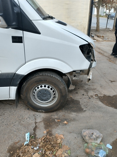 Imagen 7 de 8 de Mercedes-benz Sprinter 2013 2.1 415 Chasis 3665 150 Cv