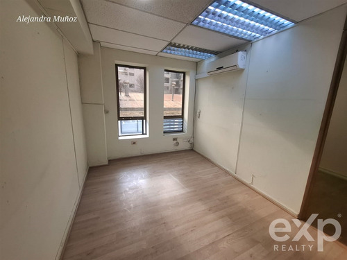 Oficina En Arriendo En Providencia