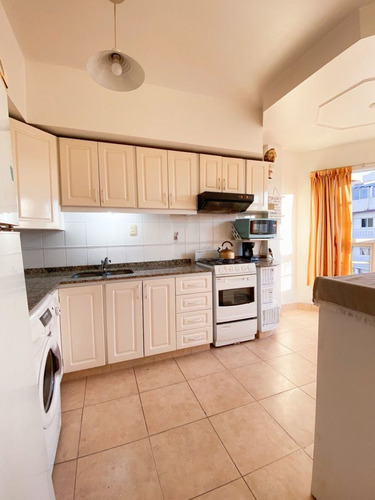 Imagen 2 de 16 de Departamento En Venta En Lanus Este