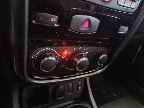 Renault Duster 2.0 16V HI-FLEX DYNAMIQUE AUTOMÁTICO