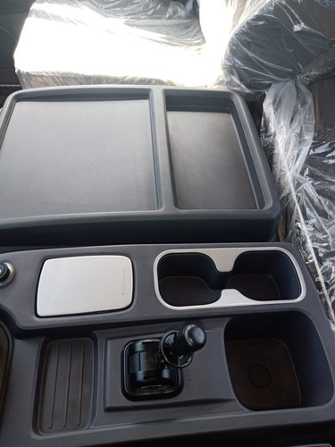 Foton Auman D 2027 Motor Cummins 6.7 Lts , Caja 8va
