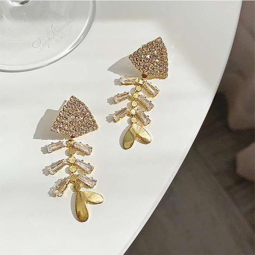 Mod Japonesa 1 Par Aretes Pescado Espina Vintage Sexy Tjn117