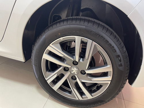 Imagen 16 de 25 de Peugeot 208 Feline Tiptronic 0km Az