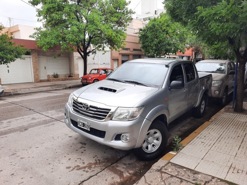 Toyota Hilux 3.0 Cd Sr 171cv 4x2 - B3 2015