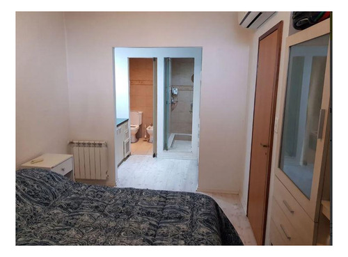 Imagen 10 de 14 de Ph Venta 2 Dormitorios 2 Baños 3 Cocheras Patio 153 Mts 2 Totales 95 Mts 2 Cubiertos- La Plata