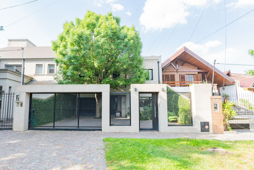 Casa Minimalista 4 Ambientes Castelar Norte