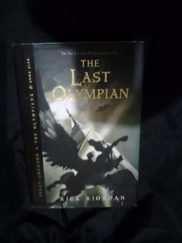 Percy Jackson And The Last Olympian - Capa Dura Rick Riordan