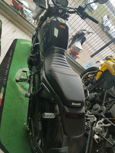 Imagen 7 de 8 de Benelli Leoncino 500 En Sbk Motos