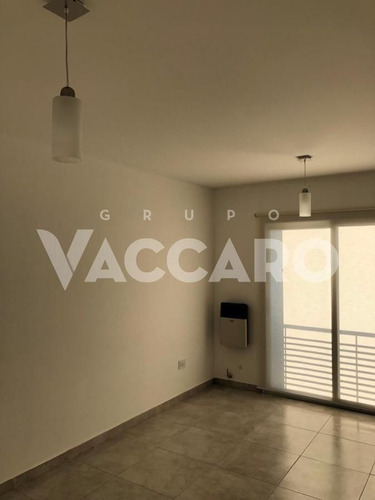 Imagen 4 de 11 de Departamento - Moron