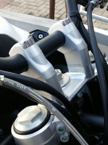 Imagem 5 de 6 de Adaptador Riser Alongador De Guidão Triumph Tiger - Anker