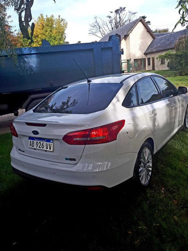Ford Focus Iii 2.0 Sedan Se Plus At6 2017