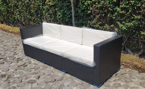 Imagen 3 de 3 de Sillón Tipo Sofá De 3 Plazas Para Exterior. Ratan Sintético