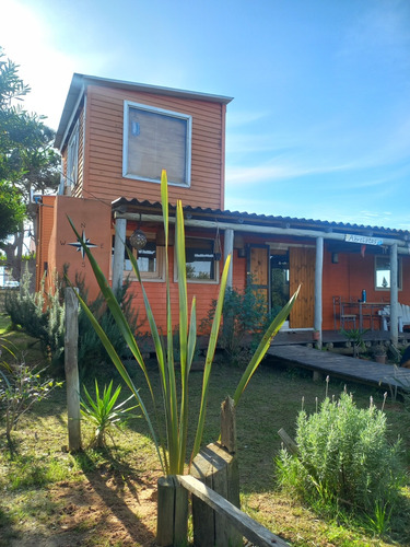 Cabaña Abrelatas, A 150 Metros La Playa Del Rivero