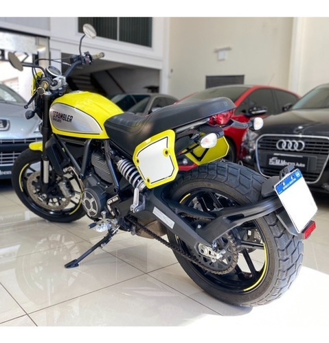 Imagen 2 de 8 de Ducati Scrambler 800 Flat Track Pro