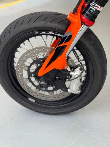 Ktm 690 Smc R Escape Akrapovic