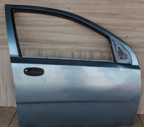 Puerta Delantera Derecha  Chevrolet  Aveo 2006/2010 Usada