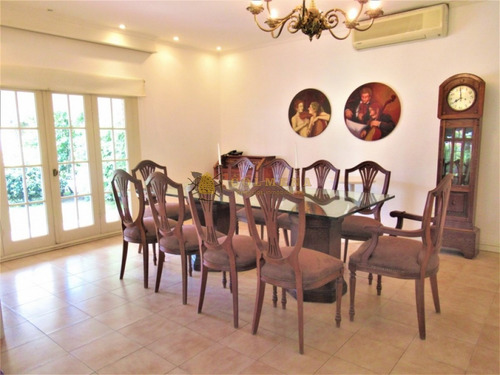 Encantadora Casa A Pasos De La Mansa!- Ref: 2496