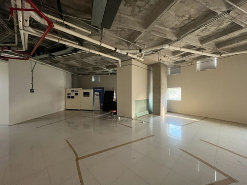 Consultorio En Renta Centro Médico Ave Monterrey