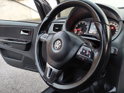 Imagen 23 de 25 de Volkswagen Fox 2013 1.6 Highline