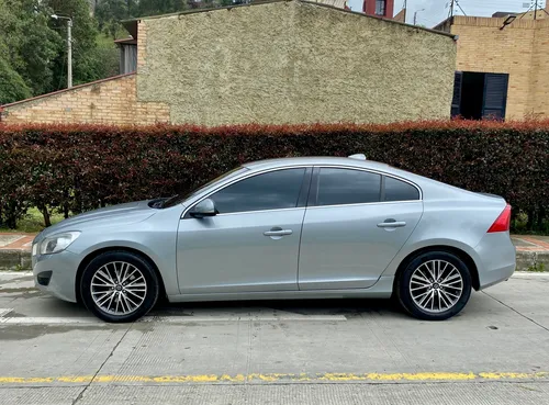 Volvo S60 2.0 T5
