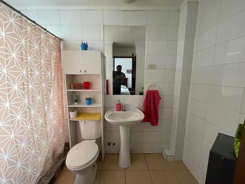 En Venta Casa Aislada De 3 Dorm. 2 Baños En Quilicura