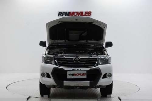 Toyota Hilux 2.5 4x2 Cabina Doble Dx 2014 Rpm Moviles