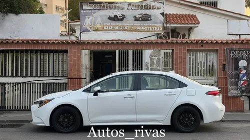 Toyota Corolla Le 2022