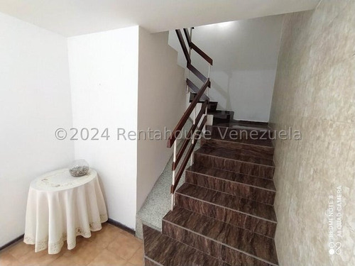 Amplio Anexo En Alquiler Remodelado Y Equipado Con Terraza En Horizonte Nb 4-25025