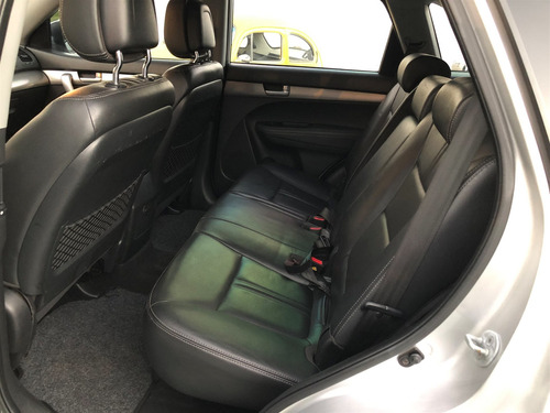 Kia Sorento 2.4 Ex2 4x2 16v Gasolina 4p Automático