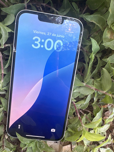 iPhone 14 Normal Color Lila (Usado)