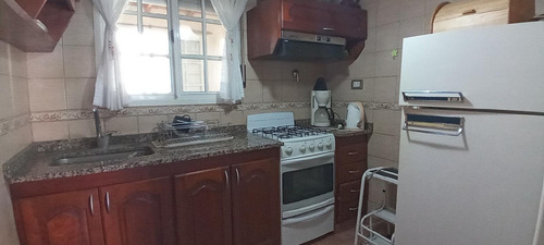 Imagen 8 de 28 de Hermosa Casa En Mar Del Tuyu! Todos Los Servicios!