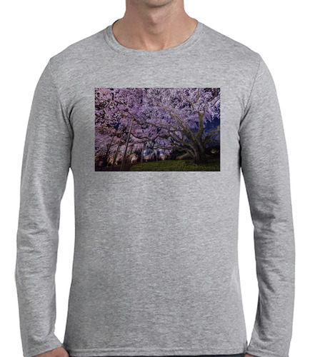 Remera Hombre Ml Paisaje Japon Hanami Arbol Cerezo Plaza