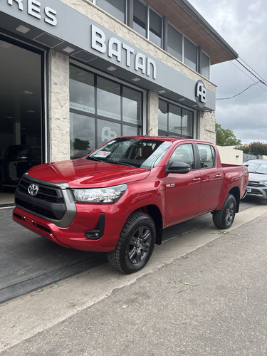 Toyota Hilux Pick-up 2.8 Cd Sr 204cv 4x4 At