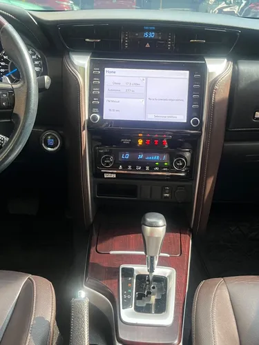 Toyota Fortuner 2.7