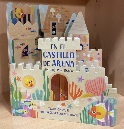 Libro En El Castillo De Arena, De Cindy Jin. Editorial Picarona, Tapa Dura, Edición 1 En Español, 2023