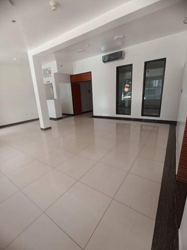 Imagen 5 de 14 de Local Comercial En Alquiler En San Jose De Tarbes Valencia Carabobo
