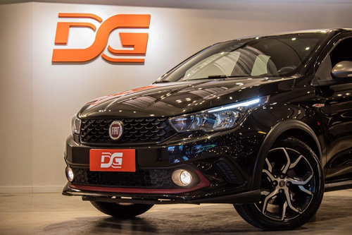 Imagen 4 de 15 de Fiat Argo Hgt 1.8n 96.000km 2019 Negro