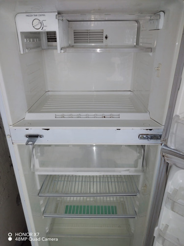 Refrigedora Samsung Dos Puertas No Frost Sr-271 (Usado)